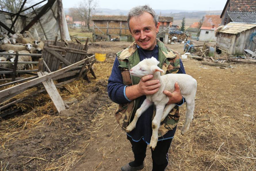 Samouki Anto: 'Čarape koje pletem traže u cijelom svijetu'
