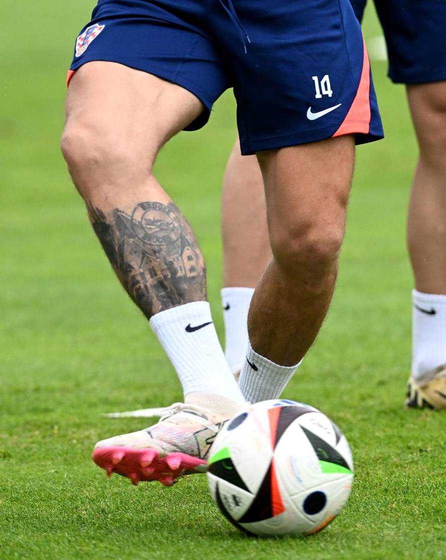 Neuruppin: Ivan Perišić na treningu reprezentacije s novom tetovažom