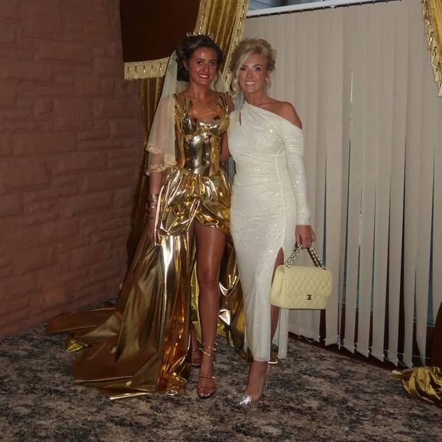 FOTO Udaje se 16-godišnja kći Tysona Furyja: Objavila fotke s raskošne djevojačke zabave