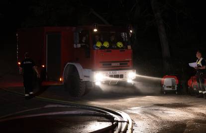 U požaru u noćnom klubu u Tajlandu 13 poginulih