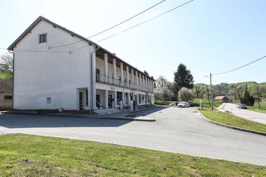 Probudio je i susjedno selo: Od bankomata im nije ostalo ni ‘b’