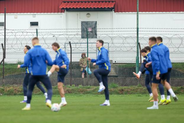 Sarajevo: Trening nogometne reprezentacija BiH uoči finalne utakmice doigravanja za Svjetsko prvenstvo