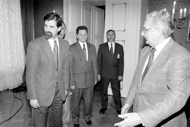 Predsjednik Republike Hrvatske, Franjo Tuđman, upriličio primanje za predstavnike medija, travanj 1991.