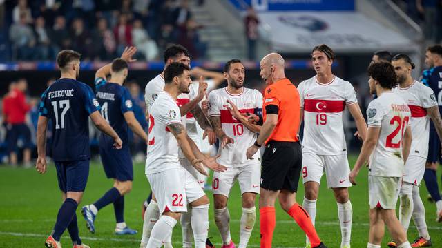 Osijek: Susret Hrvatske i Turske u kvalifikacijama za EURO 2024. 