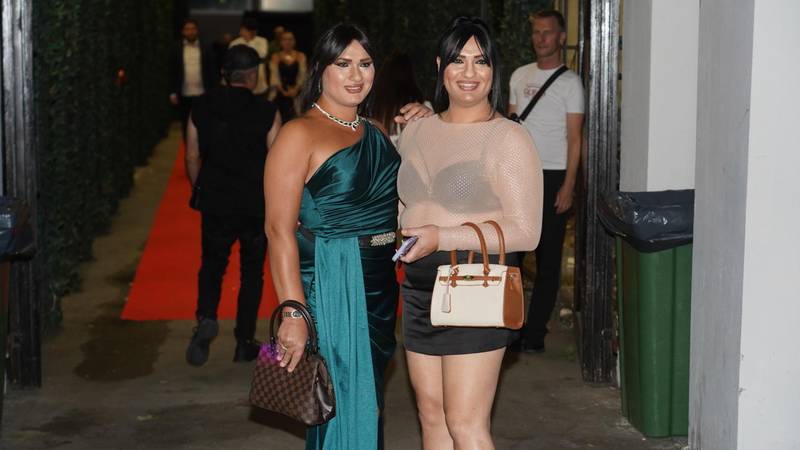Sestre nakon promjene spola objavile provokativne fotke, komplimenti pljušte: 'Prelijepe'