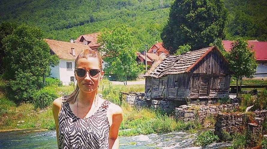 Uživa u Otočcu: BB Ines došla je upoznati nesuđenu svekrvu?