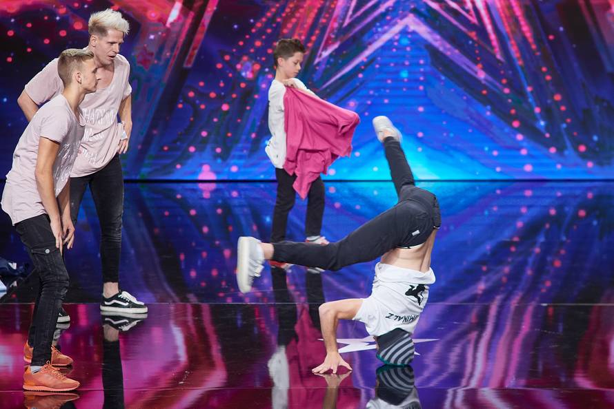 Peti zlatni gumb: Plesna grupa 'Dance Queen' ide u polufinale