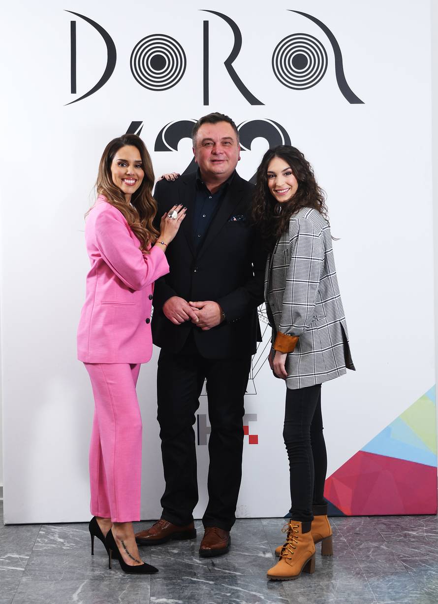 Mia Dimšić ide na Eurosong