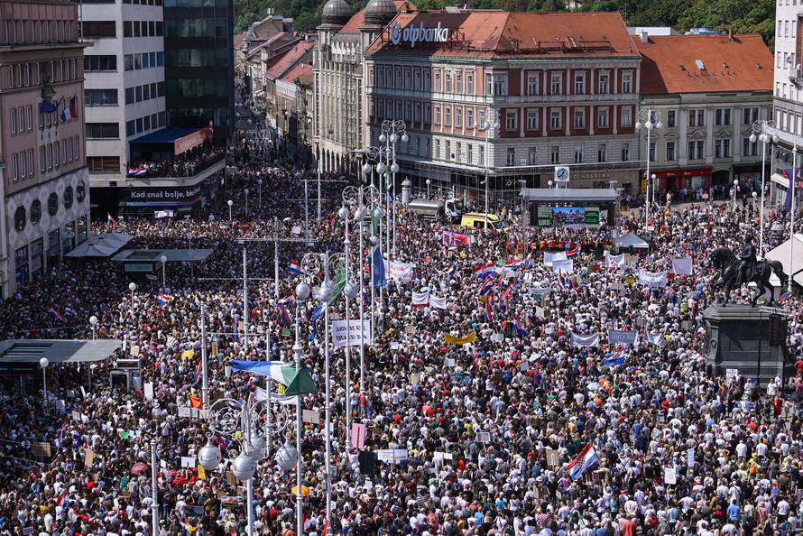 Tisuće prosvjednika preplavile središte Zagreba zbog otpada u Lici