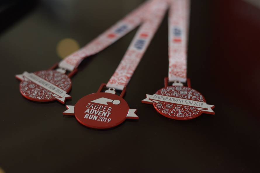 Produljene prijave: Maskirajte se i trk na Zagreb Advent Run