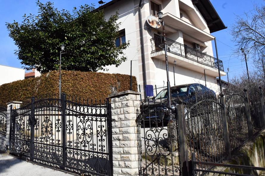 Ubojstvo koje je šokiralo regiju: Kći mu ubacila tablete, supruga i ljubavnik tinejdžer ga zaklali!