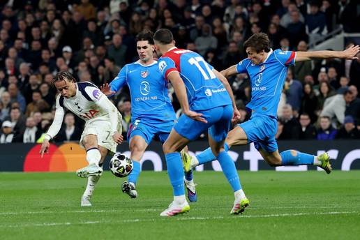 U&Zcaron;IVO Liga prvaka: Vra&cacute;aju se Tudor i Spursi, Simons &ccaron;udesno zabio! Liverpool 'razbija' Turke