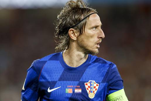 UŽIVO Hrvatska - Poljska 1-0: Modrić sjajno zabio za vodstvo! Drugi gol 'vatrenih' visi u zraku