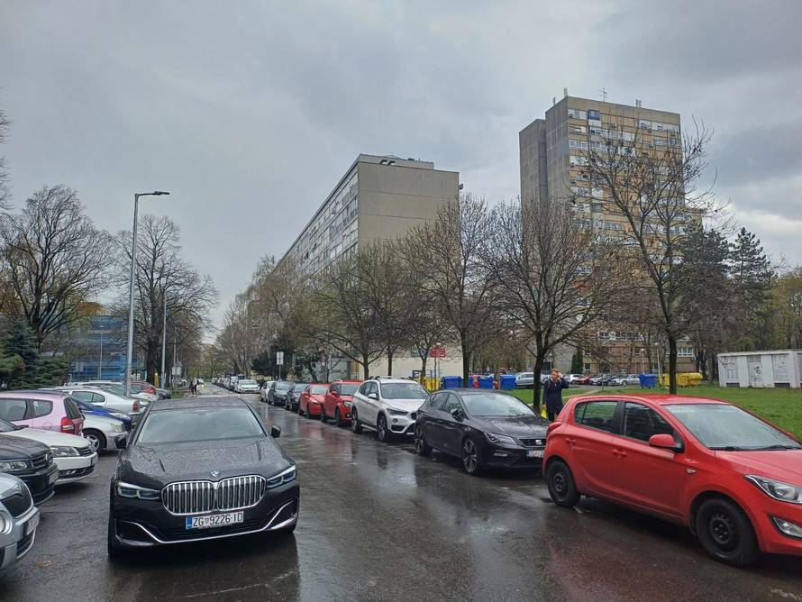 Jeziv slučaj u Zagrebu: Ovdje su oteli stariju ženu: 'Vjerojatno su je odveli tu na plac, užas jedan'