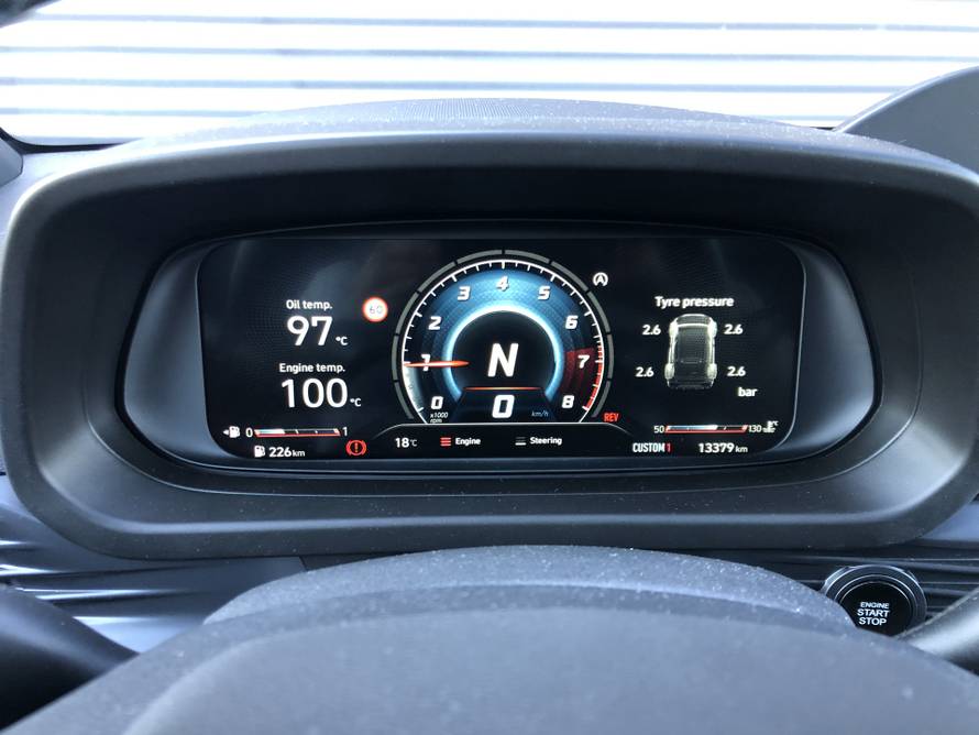 Test vatrenog Hyundaija i20: Otrov se čuva u malim bočicama