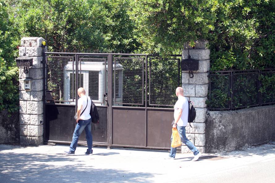 Vila Capone na Biviu