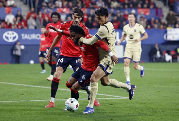 LaLiga - Osasuna v FC Barcelona
