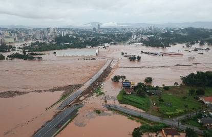 Ulice su kao rijeke: Olujne kiše u Brazilu usmrtile su najmanje 37 ljudi, više je od 70 nestalih