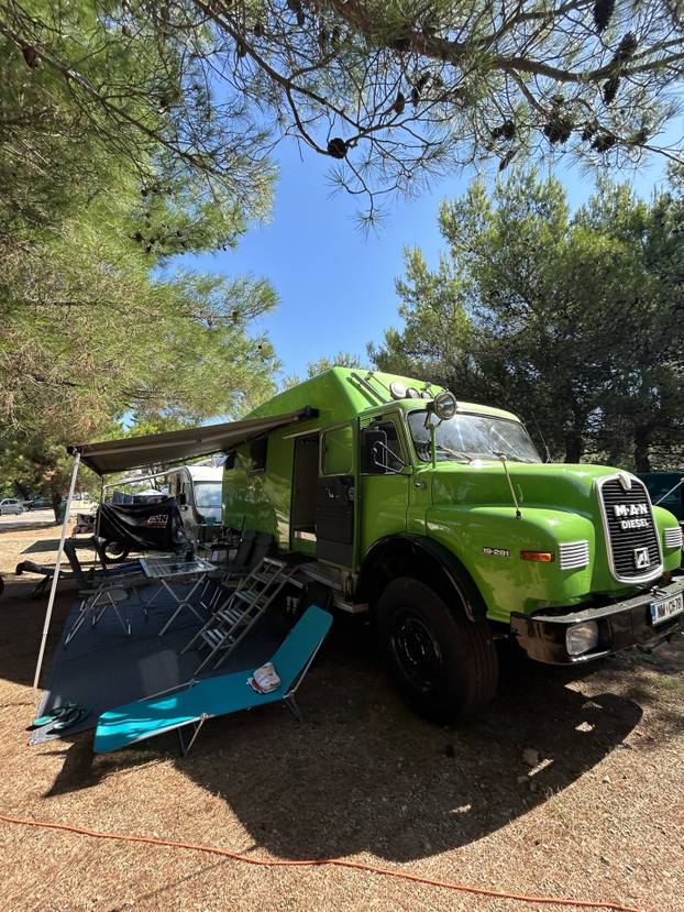 FOTO Ovo je Shrek, atrakcija s Krka: 'Hrvat mi za njega nudio kuću, a Nizozemac 170.000 €...'