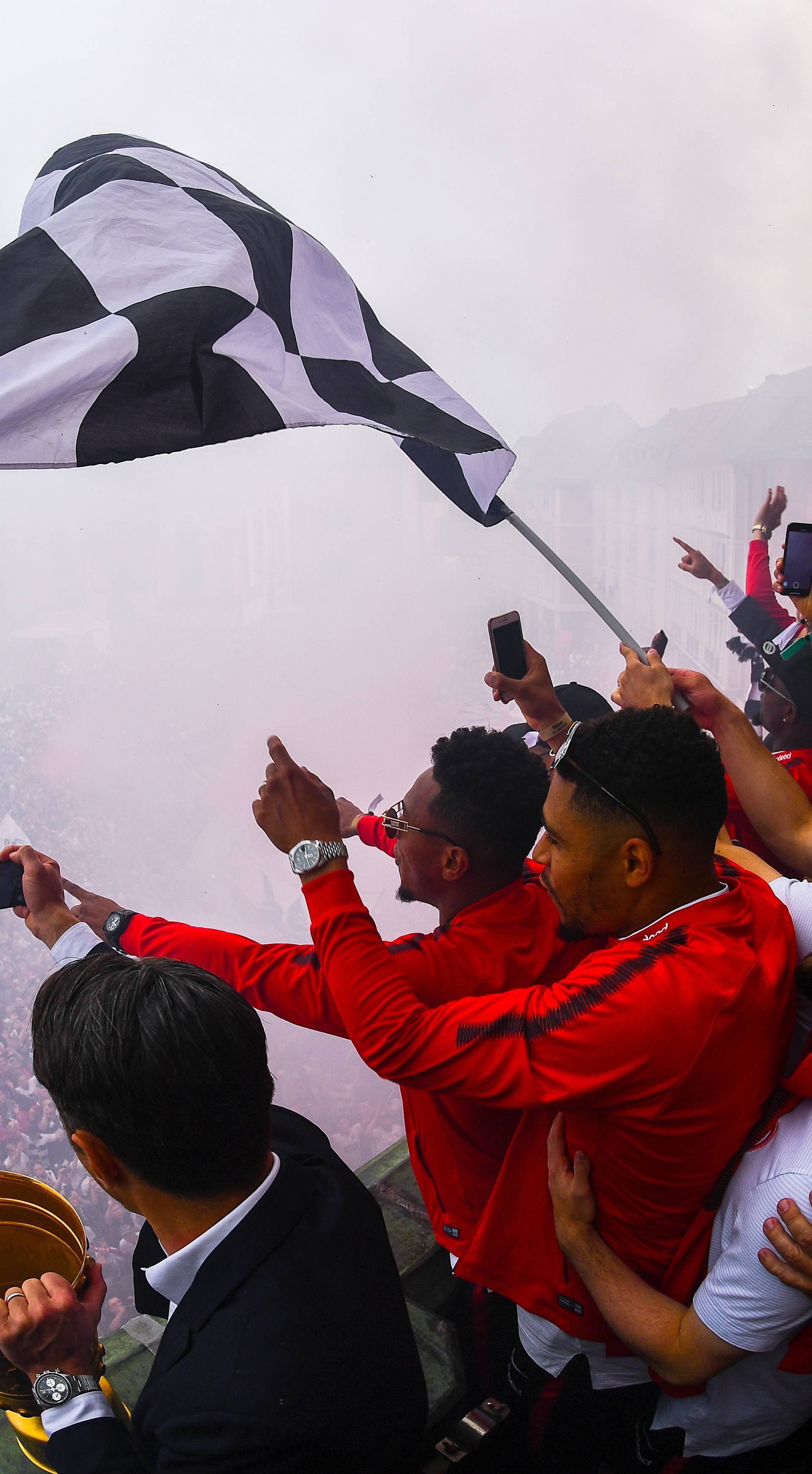 Eintracht Frankfurt wins German DFB Cup final