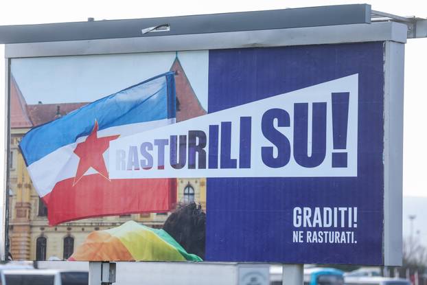 Zagreb: Predizborni plakat na Avenija Većeslava Holjevca