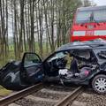FOTO Užas u Njemačkoj: Troje mladih poginulo u naletu vlaka