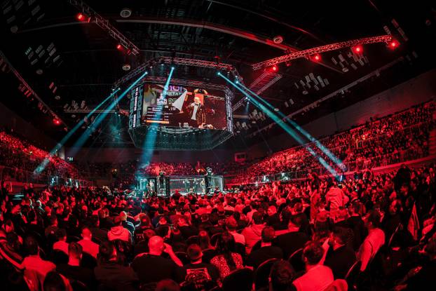 Valentina Miletić zablistala na FNC priredbi u Varaždinu! Evo koje su još face bile na eventu