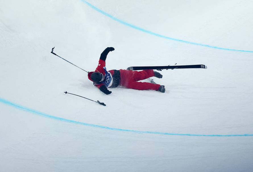 Freestyle Skiing - Women's Freeski Halfpipe Qualification