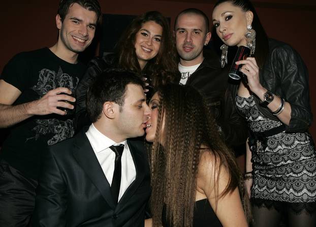 ARHIVA - 2011. Zagreb: Hana Hadžiavdagi? i Tarik Tabakovi? proslavili zaruke 