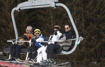 Victoria Beckham na skijanju u Francuskoj