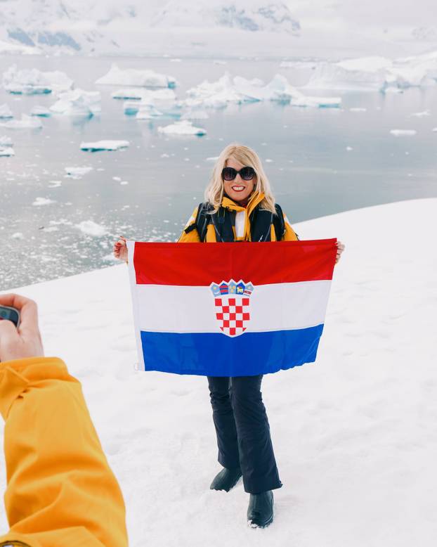 FOTO Ovo je ekipa koja je otišla na Antartiku za 17 tisuća eura