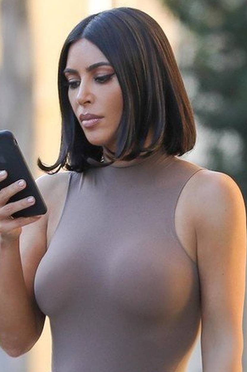 *EXCLUSIVE* Kim Kardashian leaves a Calabasas office in a revealing top