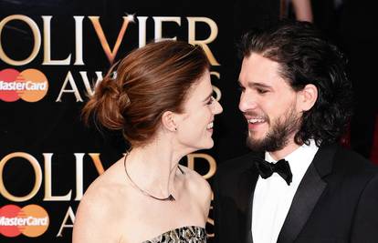 Ipak će to učiniti: Rose Leslie i Kit Harington su se zaručili