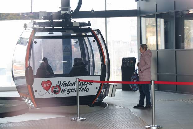 ZET je pripremio nezaboravno Valentinovo: Romantična vožnja žičarom za dvoje uz spektakularni pogled i šampanjac