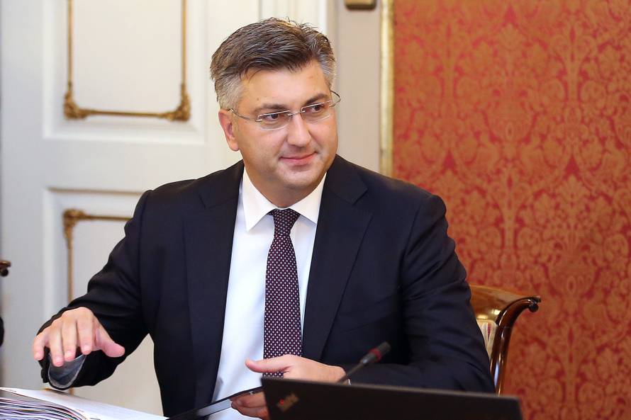 Plenković je 'izribao' ministre zbog novog Obiteljskog zakona