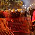 Prosvjednici i policija sukobili se u Podgorici nakon  usvojenog smanjenja ovlasti predsjednika