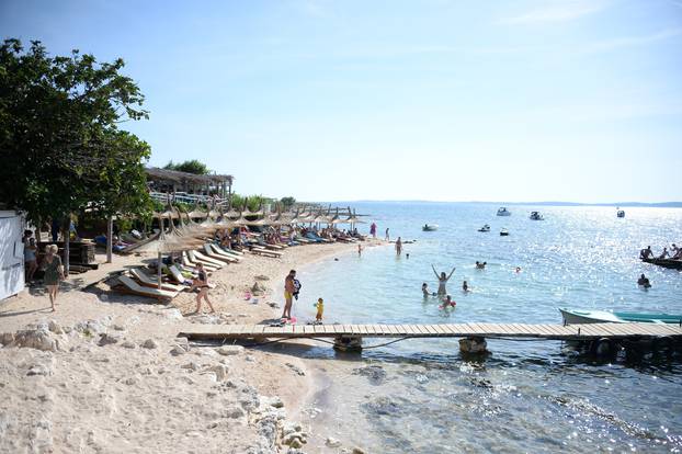 Otok Levan u medulinskom akvatoriju