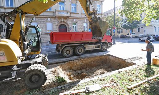 FOTO Postavljaju podzemne spremnike u Zagrebu. Dio grada zatvorili, ovo su obilazni pravci