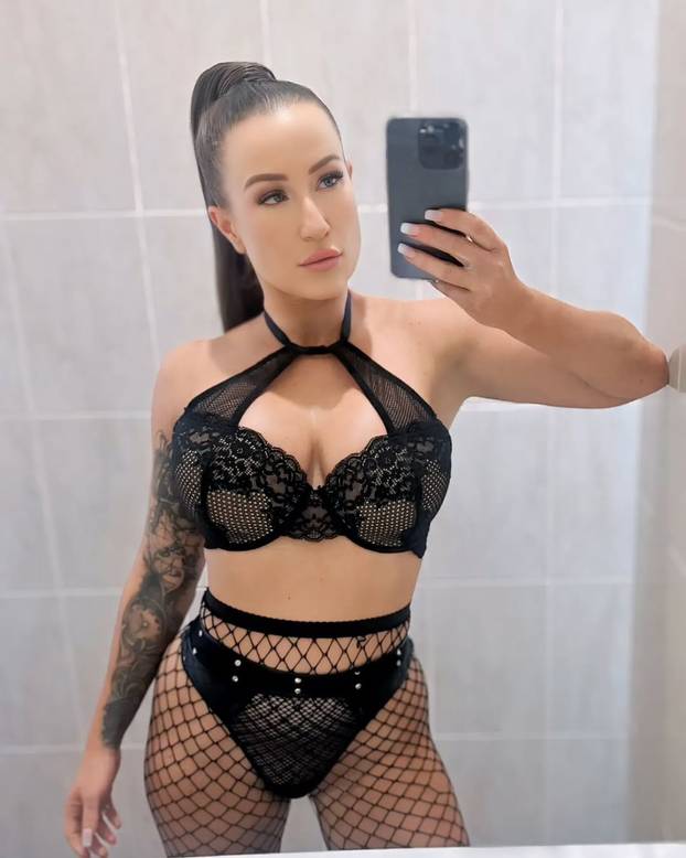 FOTO 'Prijateljice i ja ganjamo mlađe dečke. Stariji muškarci su dosadni. Samo žele jednu stvar'