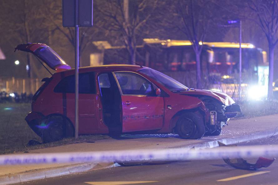 Zagreb: Velika policijska potjera završila sudarom