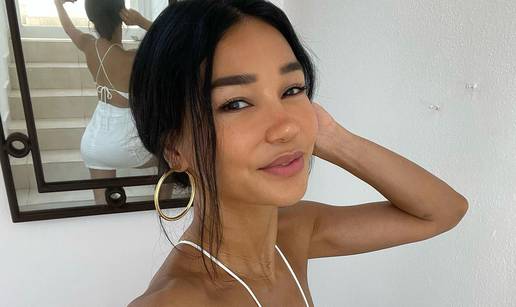 FOTO Nitko ne može vjerovati, ali istina je... Ova učiteljica iz Kalifornije ima 48 godina!