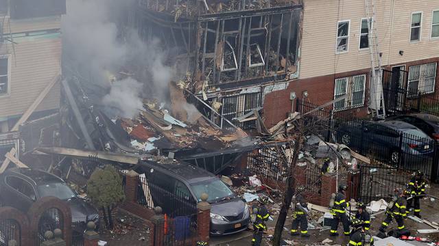 U eksploziji u New Yorku urušila se zgrada: Poginuo je jedan stanar, devet ih je ozlijeđeno