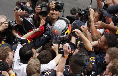 VIDEO Slavlje Pereza u Monaku, Ferrari promašio sa strategijom