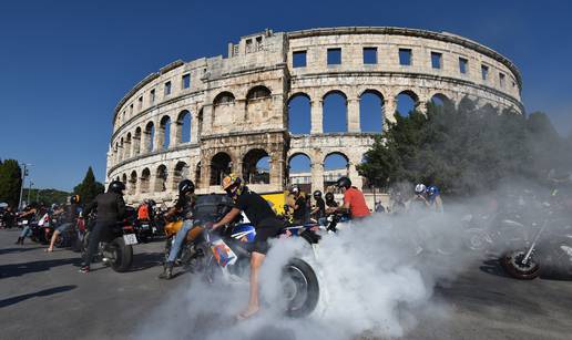 Croatia Bike Week: Kroz Pulu protutnjale tisuće motocikala