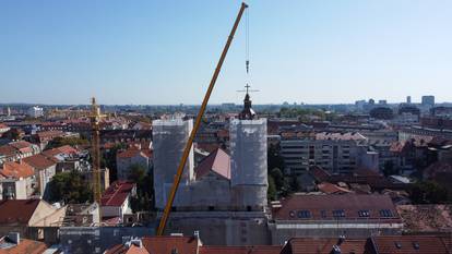 FOTO Pogledajte postavljanje obnovljene kupole tornja na baziliku u Palmotićevoj