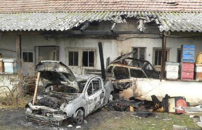 Plamteći Opel zapalio dio kuće, košnice i oldtimer