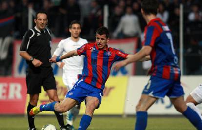 Igrači Hajduka vjeruju da im pomaže magnetna narukvica