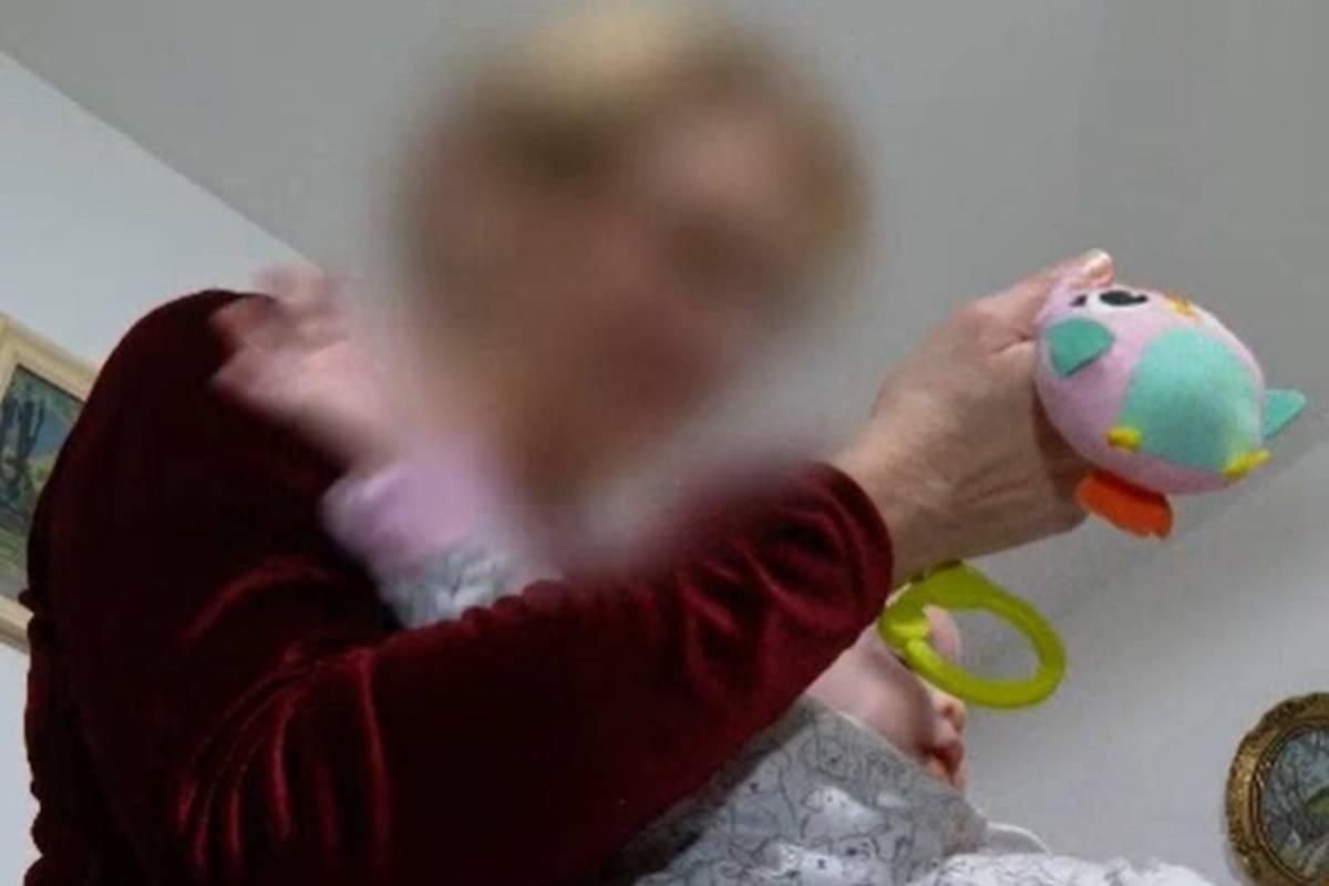 Kći i zet rekli da se beba rodila mrtva, ali baka nije povjerovala