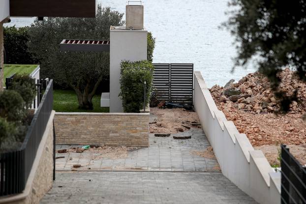 Kozino: Oštećen prilazni put koji vodi do luksuznih vila u vlasništvu Luke Modrića 