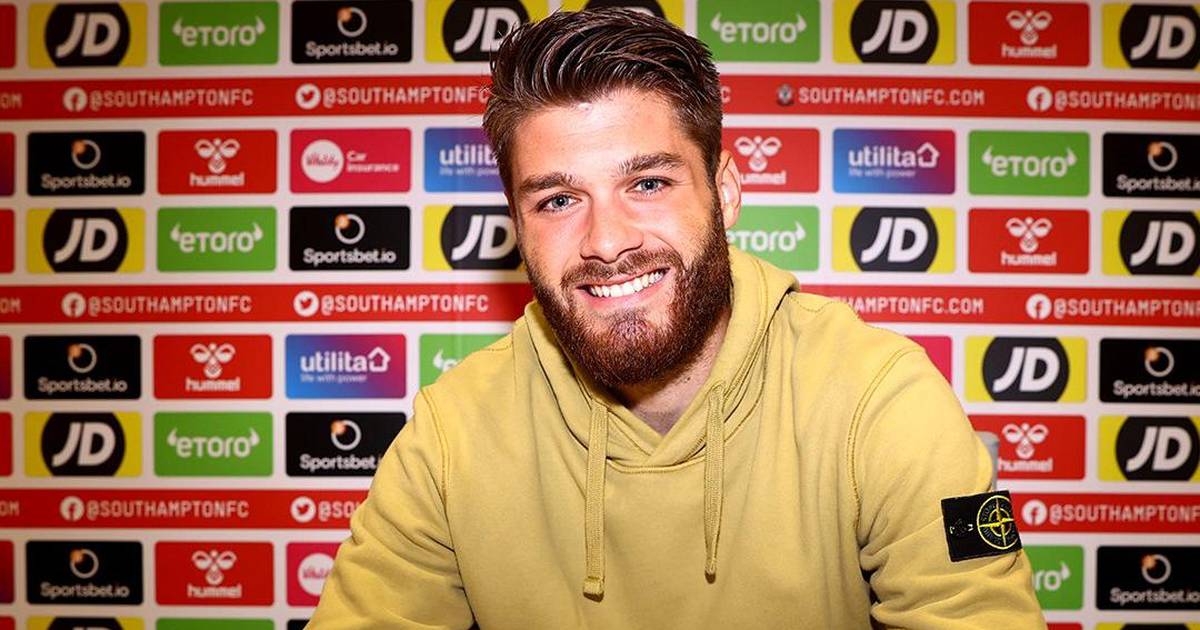 Ćaleta-Car u Southamptonu! Njegova reakcija nakon što je potpisao ugovor rekla je sve